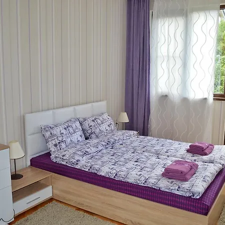 Irechek Apartamento *